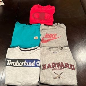 Boys short sleeve T-shirt lot size small. Champion, Nike, Carhart,Timberland